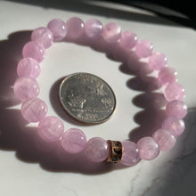 Load image into Gallery viewer, 8mm HQ AA Kunzite 7.5" Bracelet