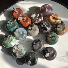 Load image into Gallery viewer, 1.3”-1.6” Crystal Apples- Several Materials