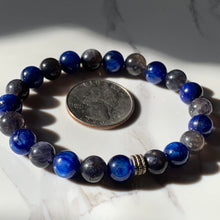 Load image into Gallery viewer, 8mm AA Blue Kyanite/Lolite Bracelet 7”