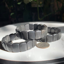 Load image into Gallery viewer, 15mm Flat Squoval Shungite Bracelet🖤