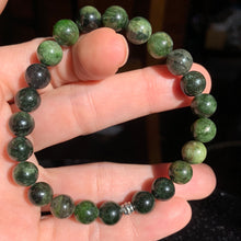 Load image into Gallery viewer, 8mm Chrome Diopside Bracelet 7.5"