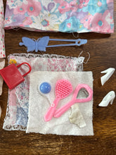 Load image into Gallery viewer, 1992 Vintage Raffoler Pregnant Doll Karen Mother Baby Inside Belly Midge Clone