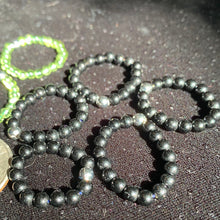 Load image into Gallery viewer, Handmade Crystal Rings/Mini Sphere Stands-Black Spinel or Peridot