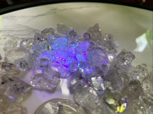 Load image into Gallery viewer, Petroleum Quartz 90 gram LOT