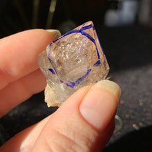 Load image into Gallery viewer, NEW Quartz Enhyrdros $20