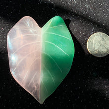 Load image into Gallery viewer, 3" Half Rose Quartz Half Green Aventurine Leaf carving (PPP leaf)