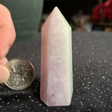 Load image into Gallery viewer, Kunzite/hiddenite Point