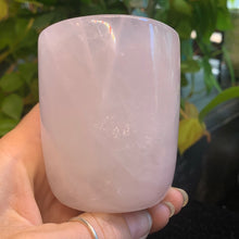 Load image into Gallery viewer, Rose Quartz Cup