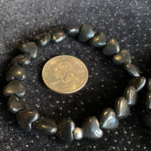 Load image into Gallery viewer, Shungite Heart Bracelet