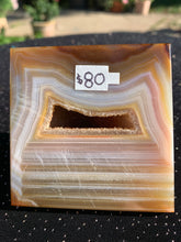 Load image into Gallery viewer, Druzy Agate Pyramid