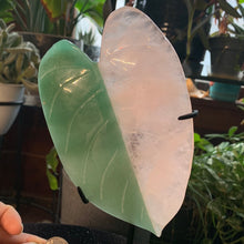 Load image into Gallery viewer, 6.5” Half Rose Quartz Half Green Aventurine Leaf carving (PPP leaf) BIG ONE