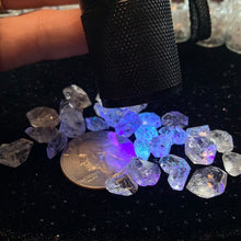 Load image into Gallery viewer, Petroleum Quartz