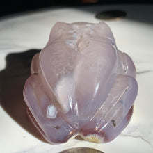 Load image into Gallery viewer, Agate Frog 2.8” x 2” 148 grams
