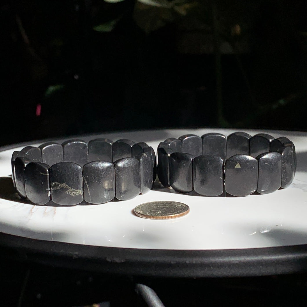 20mm Flat Squoval HQ Shungite Bracelet with Pyrite flecks🖤
