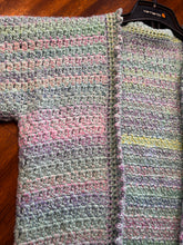 Load image into Gallery viewer, Handmade Spring Cardigan size Medium
