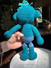 Load image into Gallery viewer, Blue Cyclops 11&quot;
