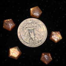 Load image into Gallery viewer, 9mm Mini Confetti Sunstone Star Carving
