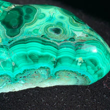Load image into Gallery viewer, 172g Malachite with Blue Cornetite and Chrysocolla Chunk
