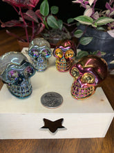 Load image into Gallery viewer, Small Aura Skulls (smelting Quartz)
