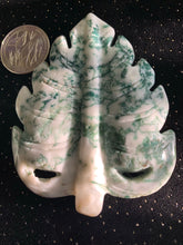 Load image into Gallery viewer, Moss Agate Monstera Leaf
